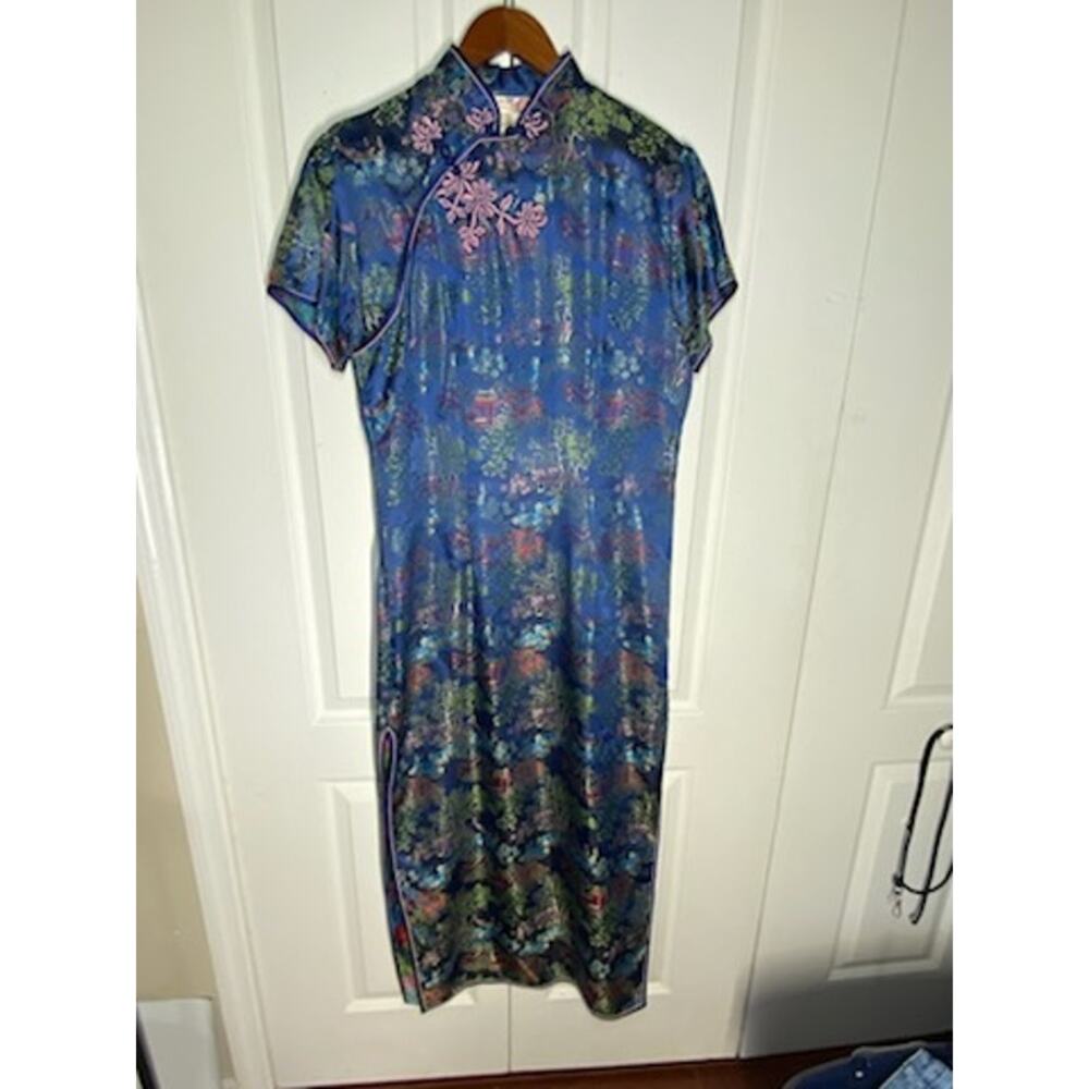 Vintage Peony Silk Cheongsam • Blue Brocade • Size 40 • 50\" Length
